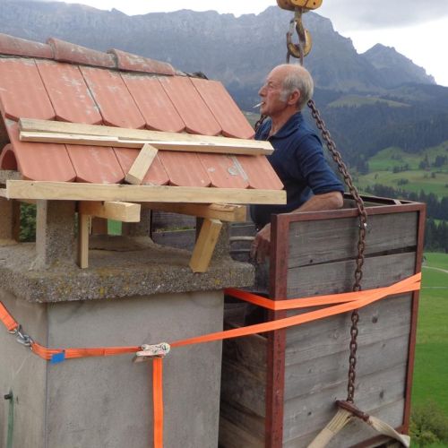 Altes Schulhaus Dorf Schangnau Kamin